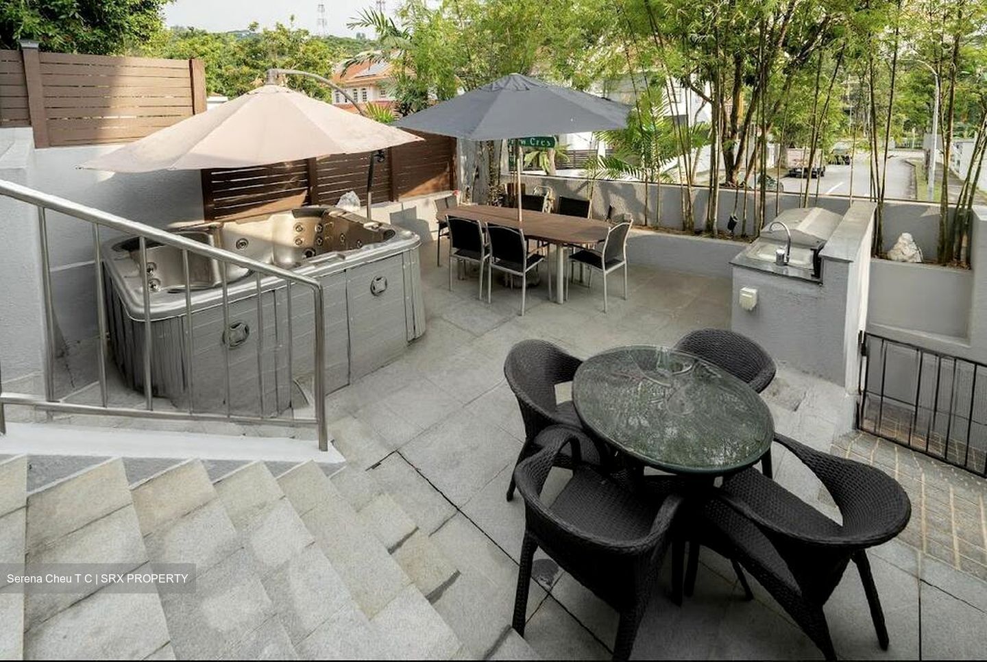 Hillview Villas (D23), Semi-Detached #520152341